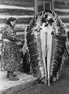 Canadian Prints: Head Dress