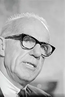 Head Shot of Dr Benjamin Spock