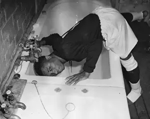 Sink Prints: Head Under The Tap