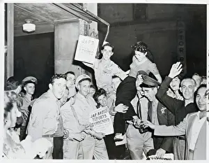 Headlines Start Predawn Celebration