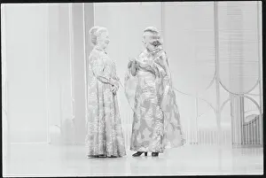 Helen Hayes and Lillian Hellman