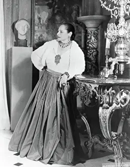 Blouse Prints: Helena Rubinstein