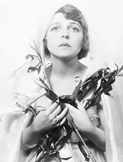 Lily Prints: Helene Chadwick