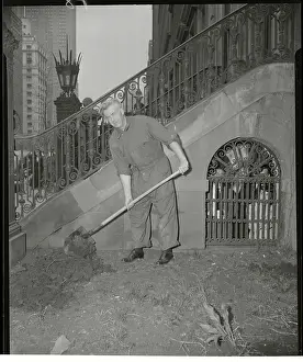 Henry Wallace Hoeing Campaign Headquarters Flower Bed