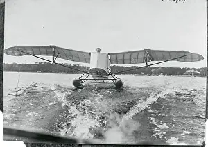 Hens Richter Flying Plane