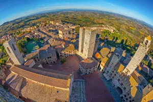 Images Dated 4th November 2010: High angle view of San Gimignano, Tuscany, Italy