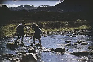 Only Girls Prints: Highland Stream