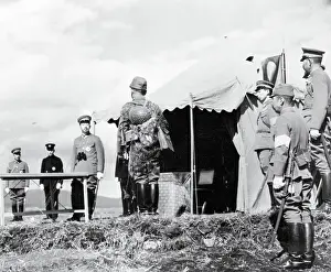 Hirohito Prints: Hirohito Confers with Military Officer