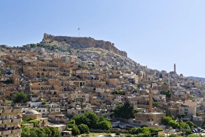 Images Dated 17th May 2014: Historic centre and citadel, Mardin, Southeastern Anatolia Region, Anatolia, Turkey