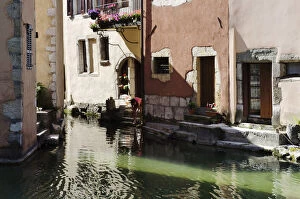 Images Dated 12th June 2014: Historic homes on the Thiou Canal in Annecy, FranceAnnecy, France