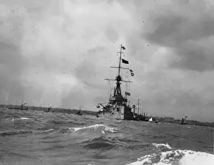 Landscape Vessel Ship Battleship Water Prints: HMS Dreadnought