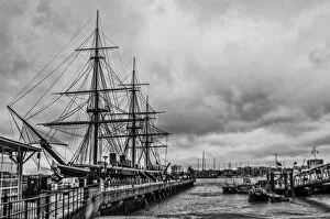 Images Dated 9th May 2014: HMS Warrior