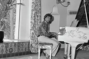 Huty35663 Prints: At Home With Humperdinck