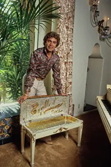 Huty35668 Prints: At Home With Humperdinck