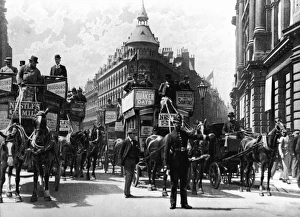 Images Dated 23rd August 2005: Horse Traffic