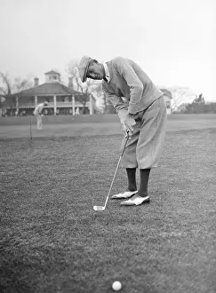 Horton Smith Putting Golf Ball