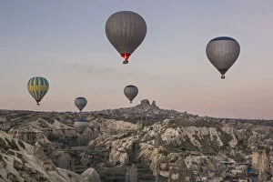 Images Dated 29th November 2014: Hot Air Ballooning in Cappadocia, Nevsehir, Turkey