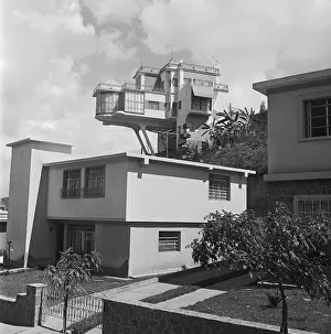 Caracas Prints: House Built Like a Balcony