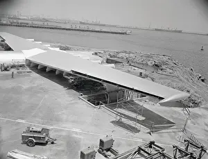 Los Angeles County Prints: Howard Hughes'Spruce Goose'Nearing Completion