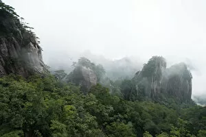 Images Dated 5th August 2009: HuangShan, AnHui, China