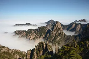 Images Dated 2nd December 2012: Huangshan cloud view