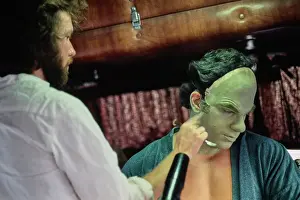 Huty34836 Prints: Becoming The Hulk