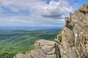Images Dated 16th July 2011: Humpback rocks