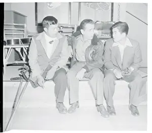 Humphrey Bogart Chatting with Two GIs