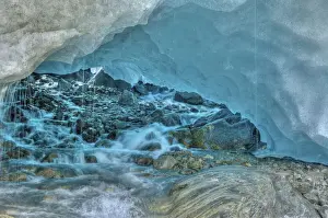 Nationalpark Prints: Ice cave at the Schlatenkees glacier