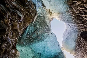 Images Dated 16th March 2013: Ice Cave, Svinafellsjokull Glacier, Iceland