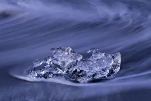 Images Dated 12th August 2011: Ice formation in wave
