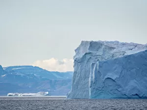 Images Dated 2nd September 2017: Iceberg in Disko Bay (Qeqertarsuup Tunua), Ilulissat, Avannaata, Greenland, Denmark