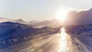 Images Dated 1st January 2010: Icy road reflecting sunlight, Coastal Range, South Klondike Highway, White Pass