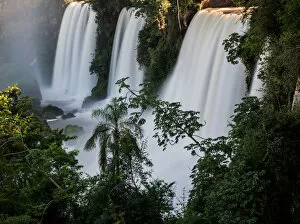 Images Dated 1st March 2014: Iguazu Falls