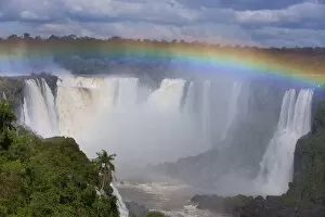 Werner Van Steen Photography Gallery: Iguazu falls and rainbow, Argentina