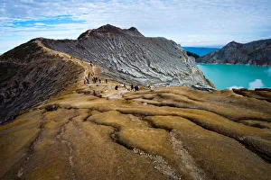Images Dated 21st June 2015: Ijen crater, East Java, Indonesia