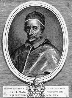 Oval Prints: Illustration of Pope Innocent XI