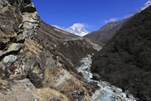 Images Dated 19th November 2014: The Imja Khola river valley, Dingboche Pass