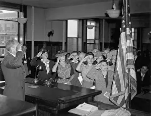 Classroom Prints: Immigrants Being Sworn in as Citizens