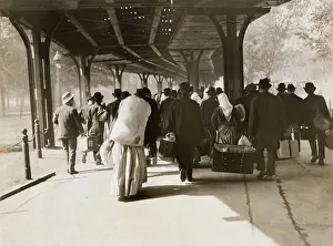 Immigrant Prints: Immigrants Walking Through Battery Park
