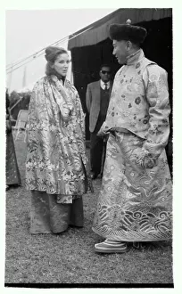 Gangtok Prints: Indian King and Queen Talking