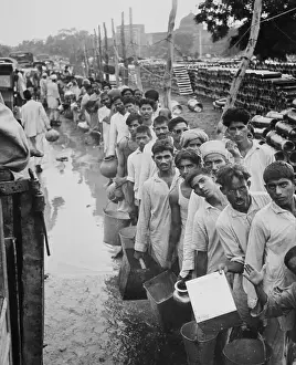 Frustration Prints: Indian Refugees Waiting for Water