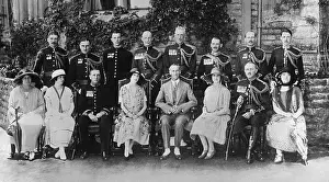 Colonel Prints: India's Viceroy with Wife and Staff