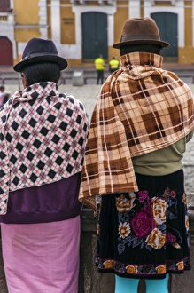 Images Dated 21st November 2012: The Indigenous Women of Quito, Ecuador