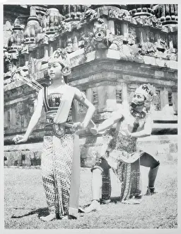 Indonesians Practicing Srikanditjakil Dance