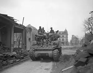 Destroyer Prints: US Infantry Ride Sherman M4 Tank into Coblenz