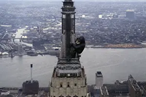 Inflatable King Kong Climbing Empire State Building