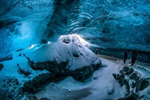 Images Dated 11th March 2015: Inside the ice cave in Iceland