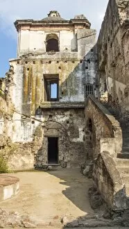 Antigua Western Guatemala Gallery: Inside view of ruins of San Agustin Church in Antigua Guatemala