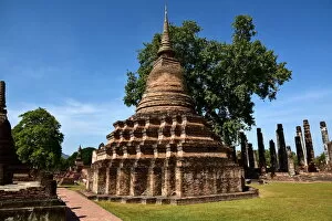 Images Dated 30th November 2015: Inside Wat Mahathat temple Sukhothai Thailand, Asia